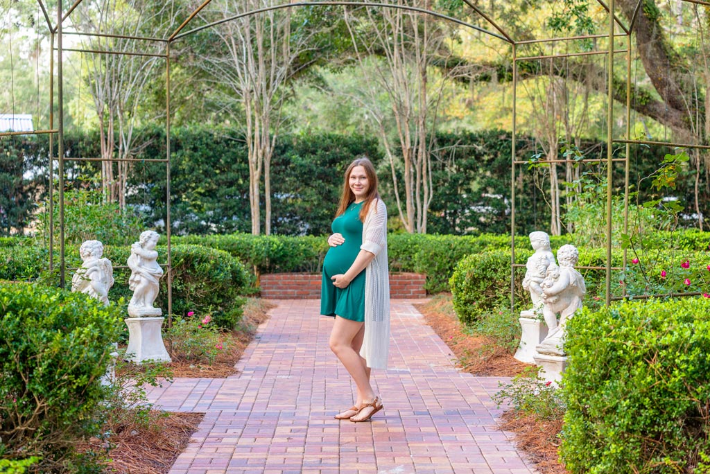 maternity photography session of pregnant woman in the park Destin, Florida